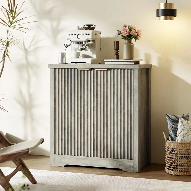 Garvee Aparador Moderno de Madera Acanalada con Puertas para Almacenamiento en Comedor Natural